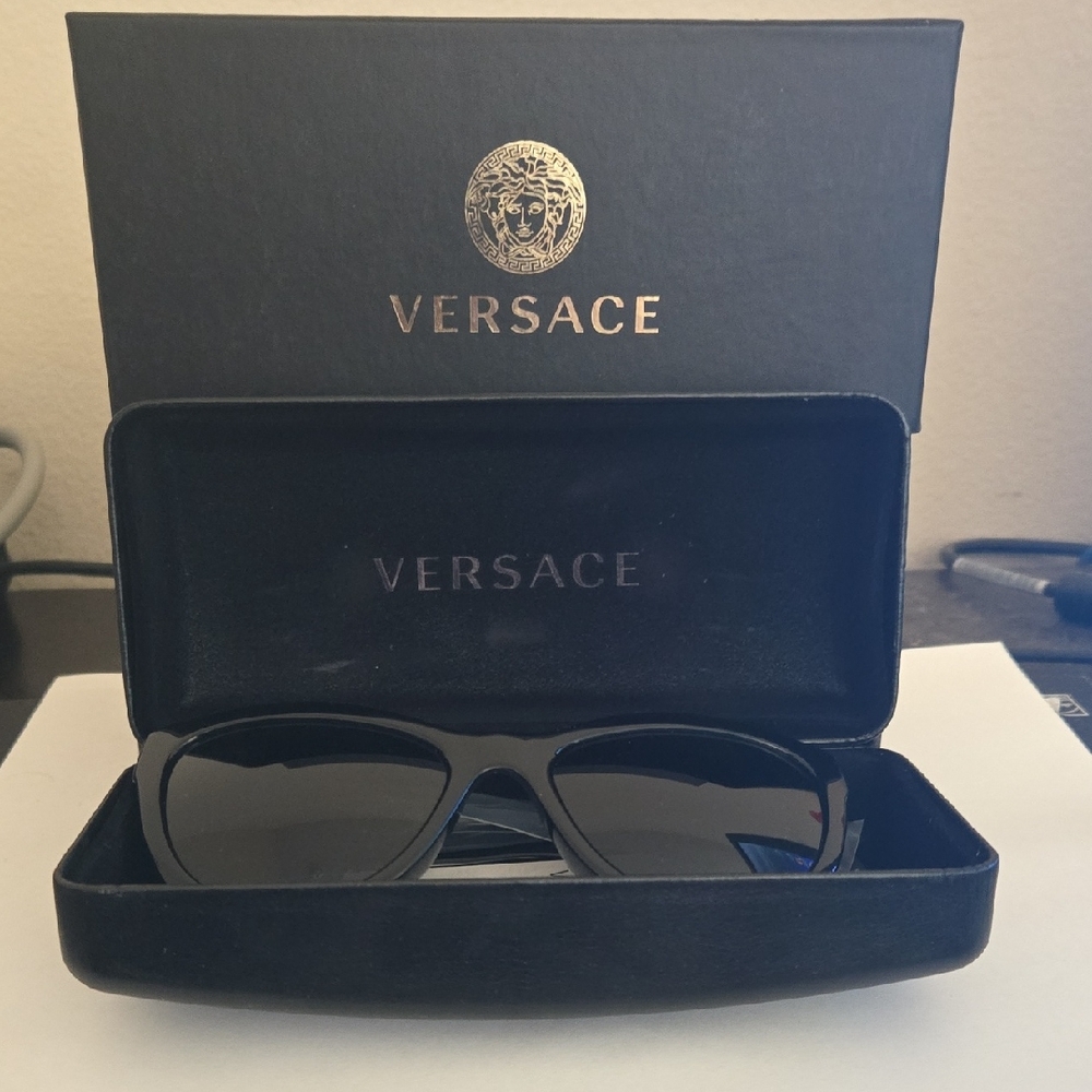 Versace Classic Cat Eye Black Sunglasses